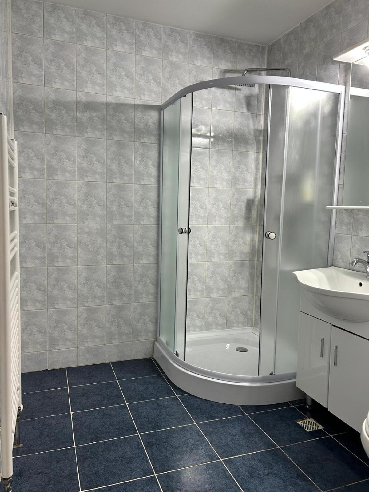 באקאו Hotel Bistrita מראה חיצוני תמונה